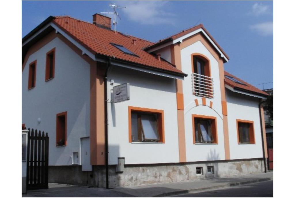 Hradec Králové Harmony Hall المظهر الخارجي الصورة
